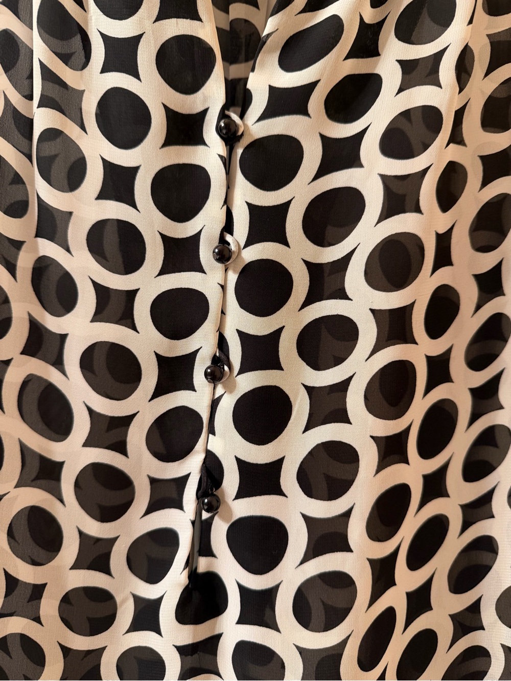 ECI Black and White Sleeveless Top Geometric Circle-Print - Picture 2 of 6